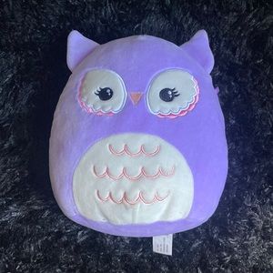 Owl Squish- BUY THIS SQUISH GET A RANDOM SQUISH FOR FREE!
